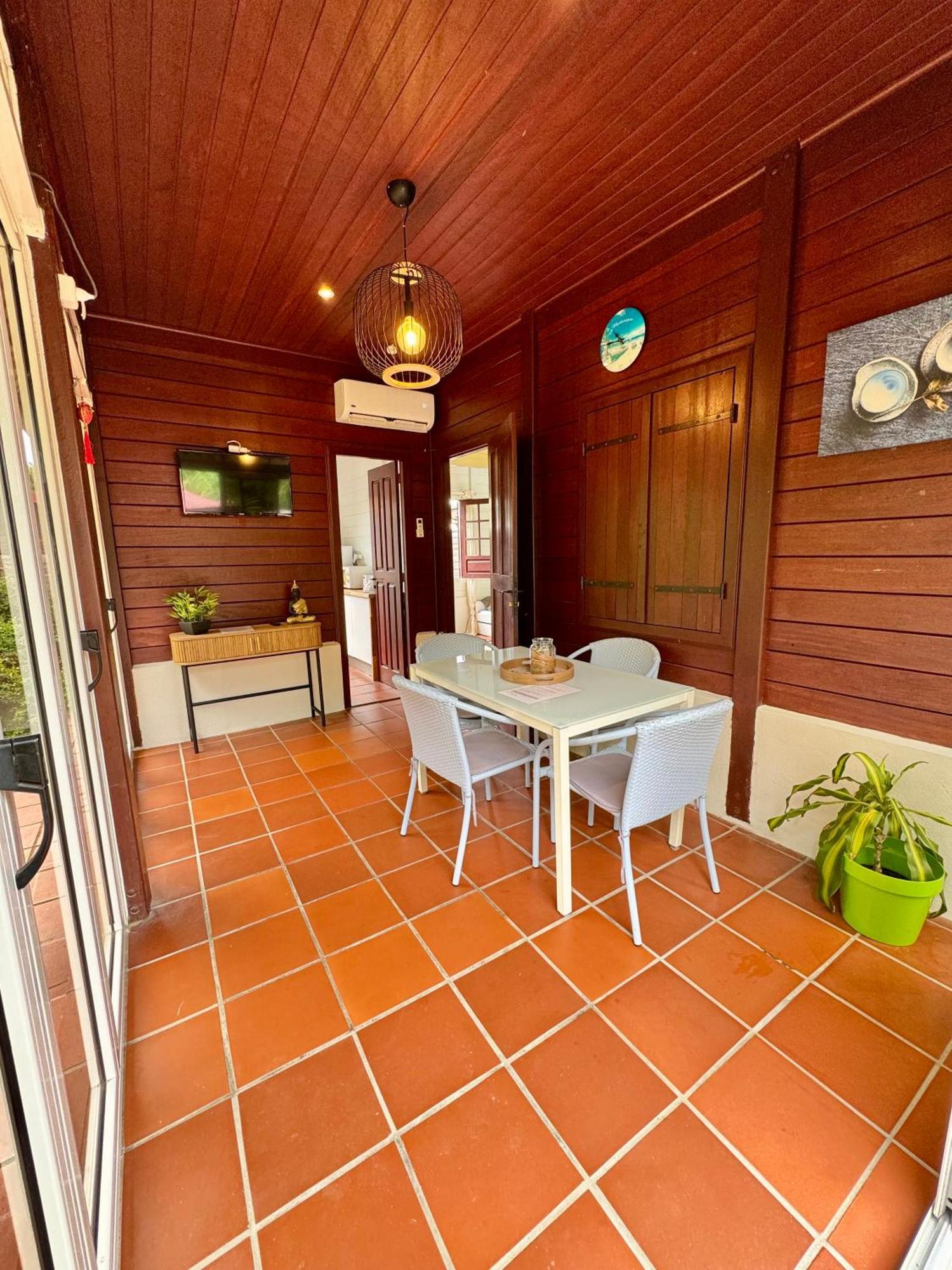 Le Gaspardo , 2 Chambres Climatisees , A 2 Mins A Pied De La Plage , Wifi , Jardin Clos, Parking ,Sans Vis-A-Vis Λε Καρμπέ Εξωτερικό φωτογραφία